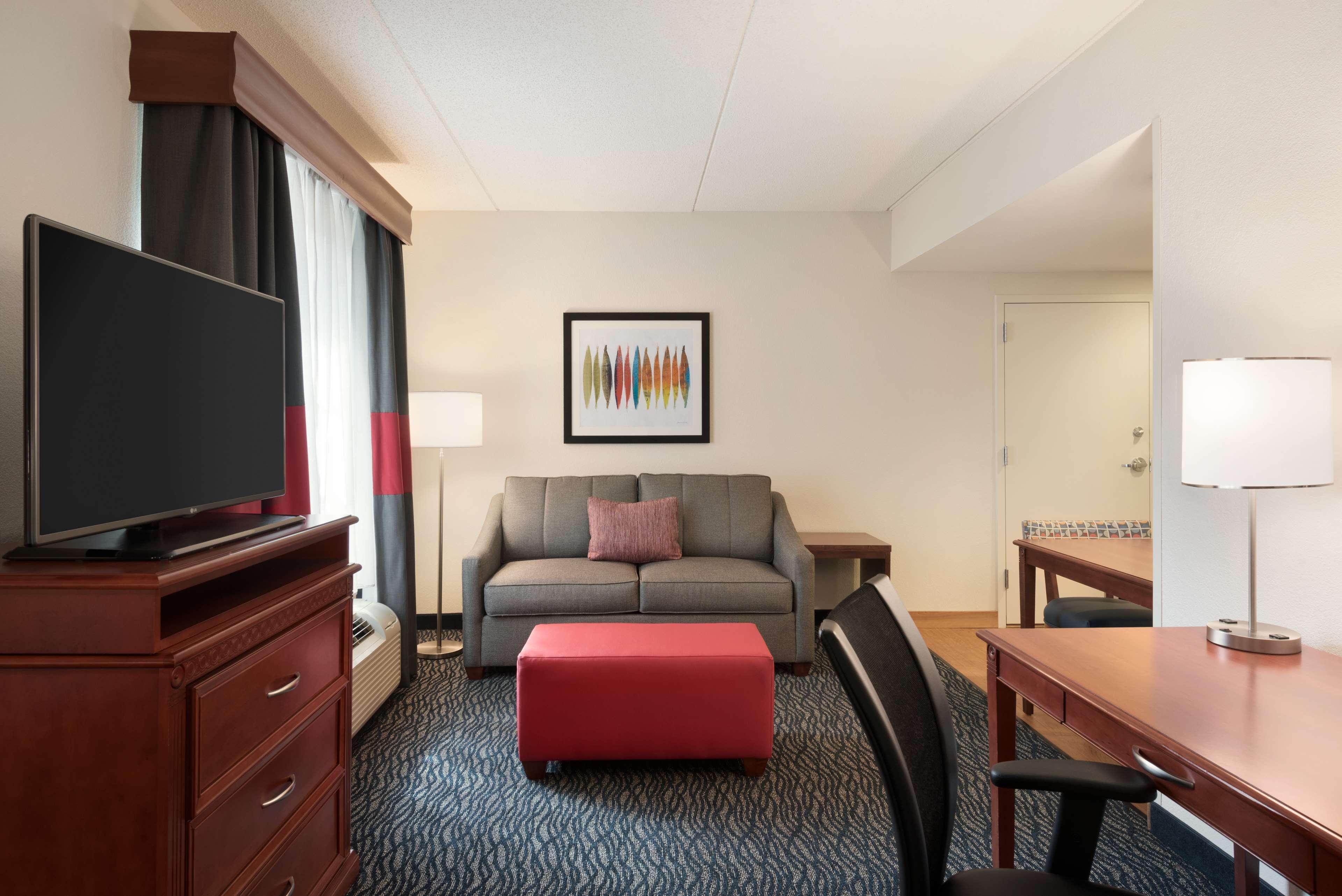 Homewood By Hilton West Hotel 3*