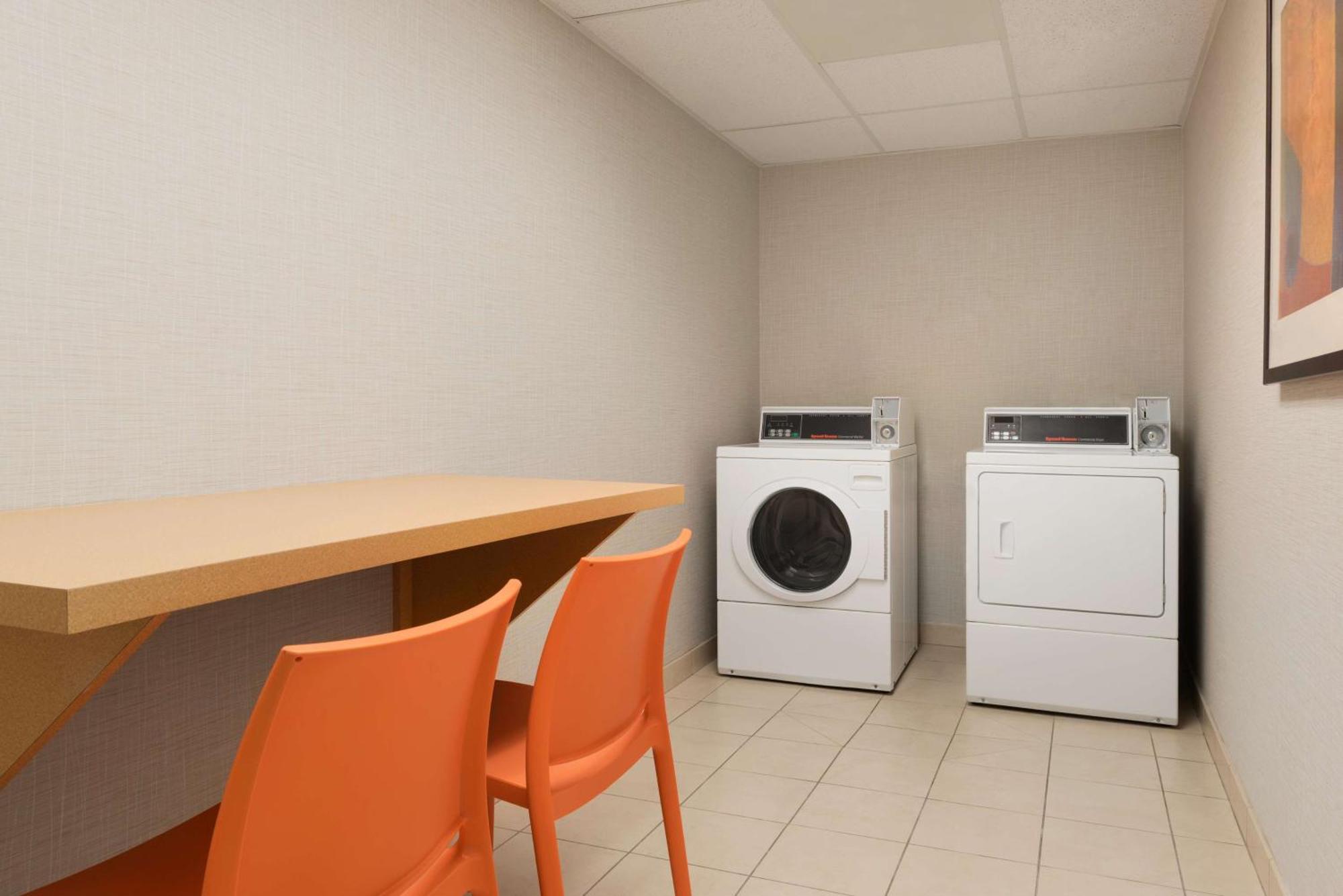 Homewood By Hilton West Hotel 3*