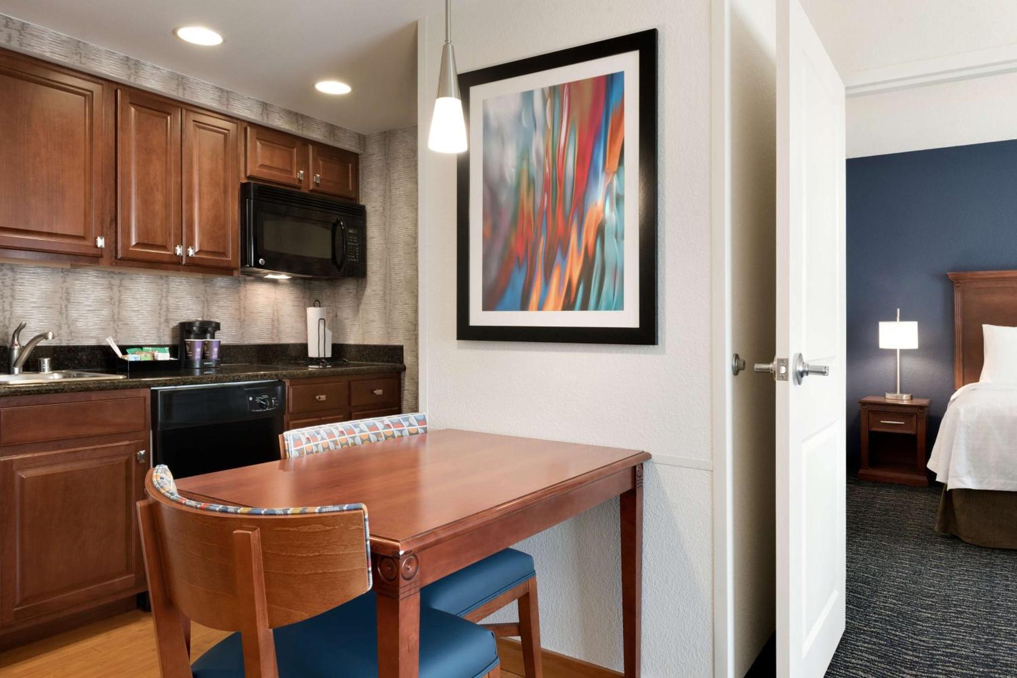 Homewood By Hilton West Hotel 3*