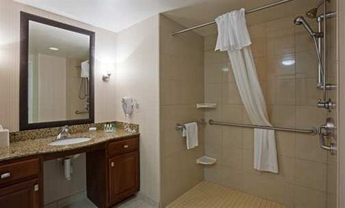 Hotel Homewood By Hilton West Madison