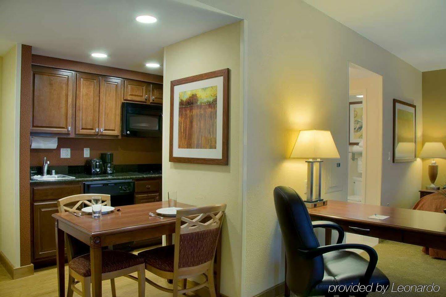 Homewood By Hilton West 3*